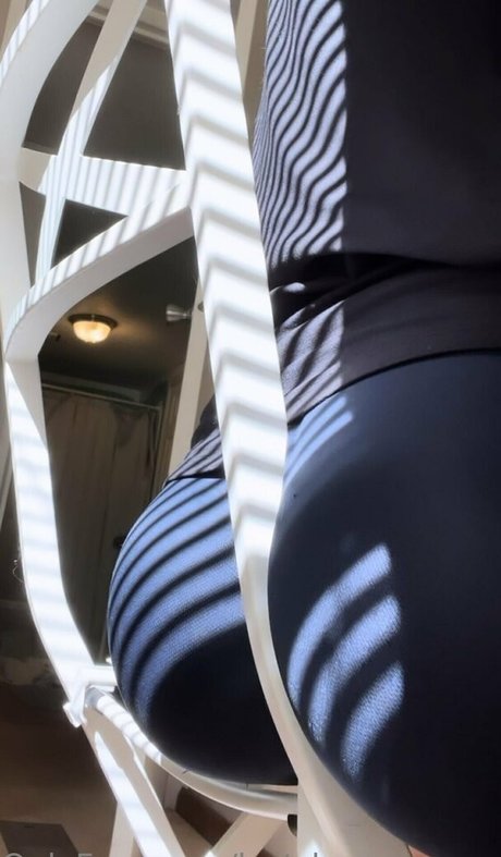 last honeymoon_ model pornographic photo