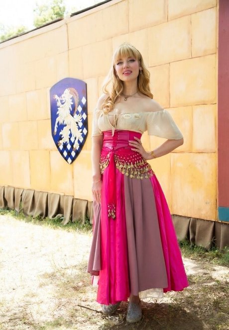 The Naughty Wench star nudes pictures