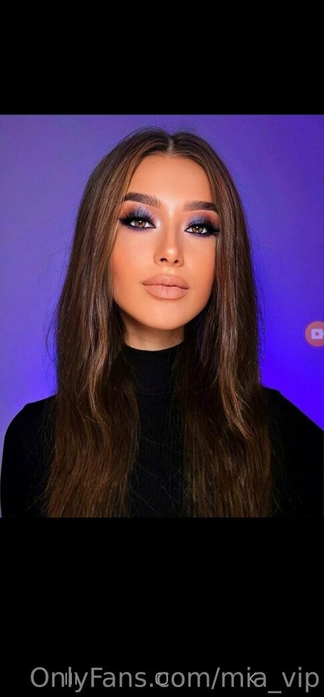 mia vip star hot gallery