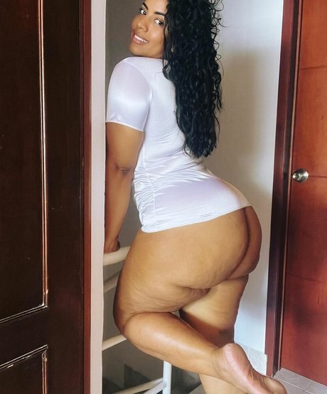 boomsar adult star galleries