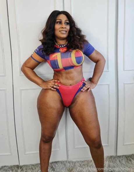 bigasstrishavip star xxx galleries