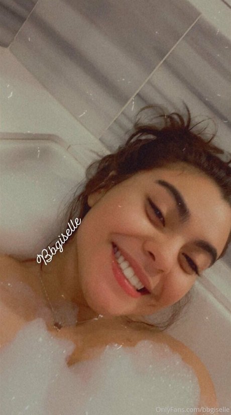 bbgiselle erotic actress photos