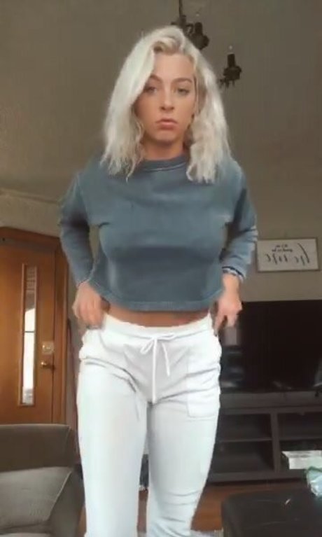 Tiff6 naked model gallery