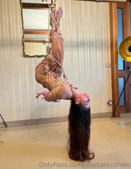 martatenshiko xxx model picture