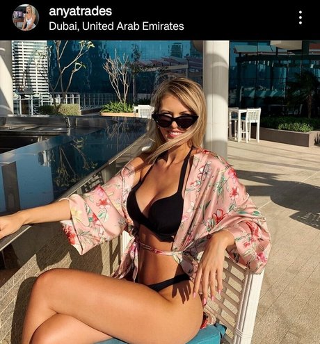 Anyatrades nice model images