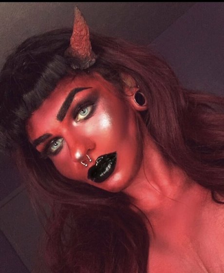 bloodrain pornographic model gallery