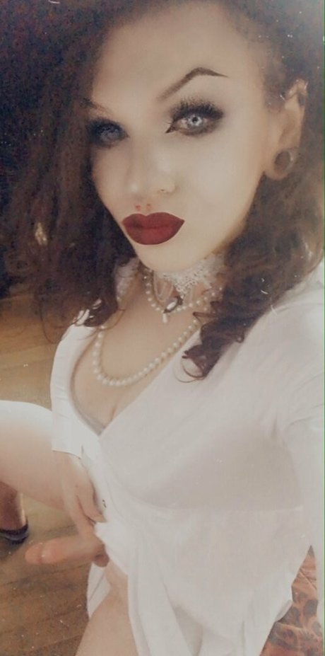 bloodrain erotic actress pics