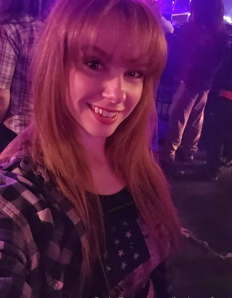 jadyn fyre model sexy photos