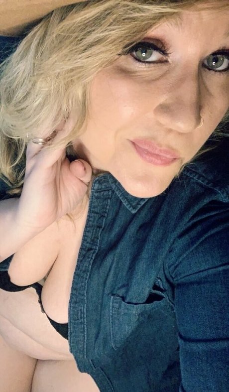 thickishpanda porn actress pictures