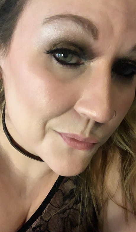 thickishpanda xxx actress picture