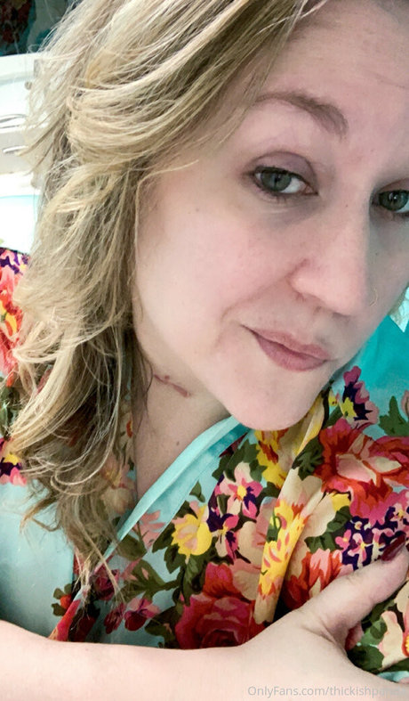 thickishpanda model porn archive