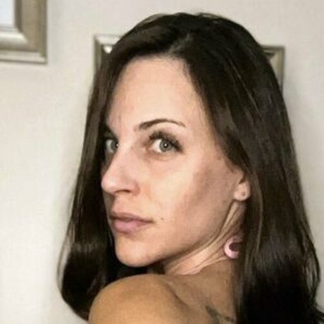 lainamarie beautiful actress img