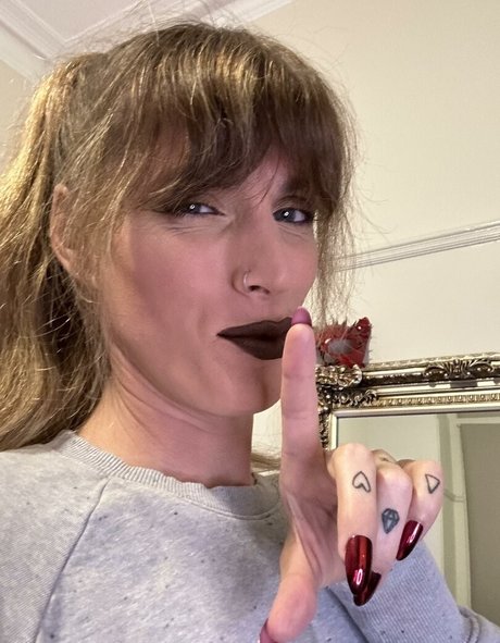 Mistress Meow TS pornstar perfect archive