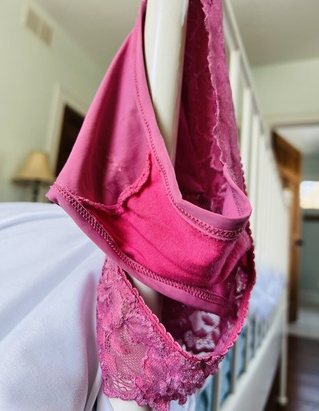 Adrena Sapphire beautiful pornstar img