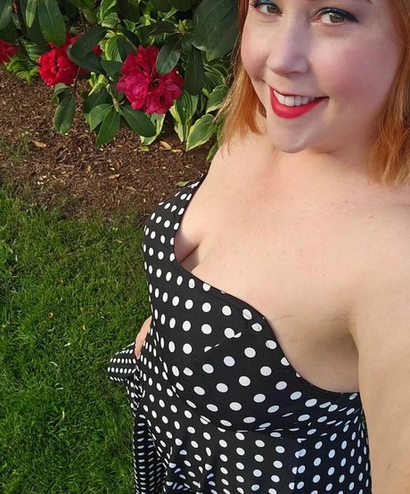 Ave Stone top star pic