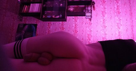 dankfemboy erotic model photo