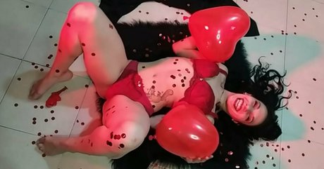 mini beast ropes model nude image