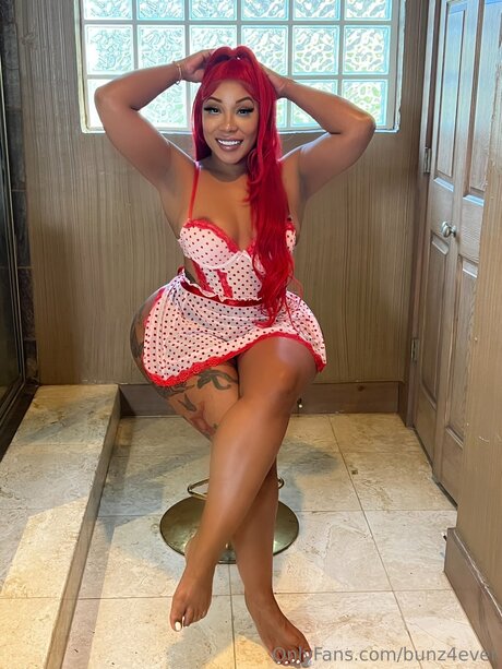 Bunz4ever model xxx pictures