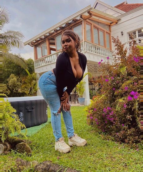 Majo Doll nudes pornstar galleries