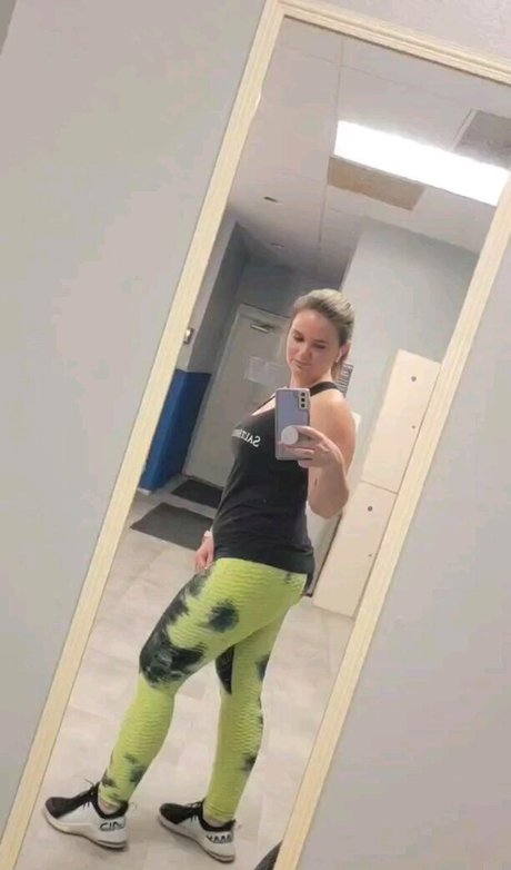 Jennifer Fox star free photos