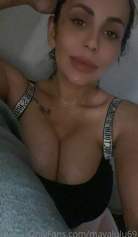 mayalulu69 porn model photos