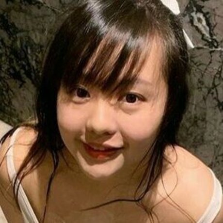 emiliawyk actress pictures