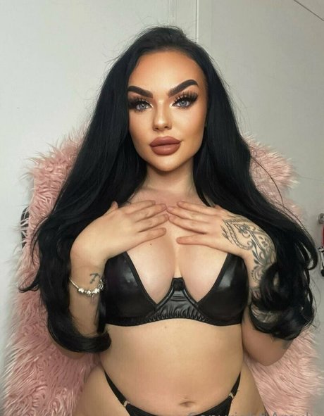 amyluxxx pornstar sexy photo