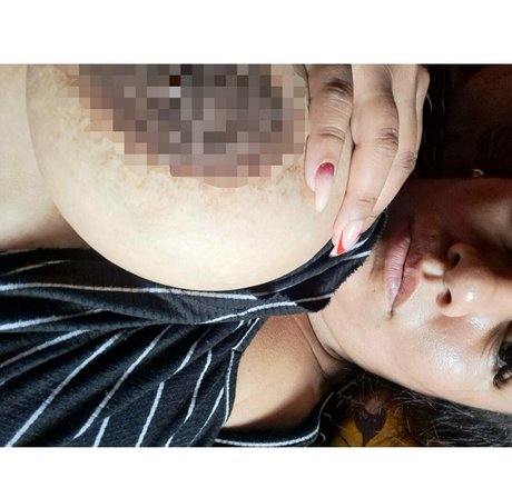 flopysexy hot star pic