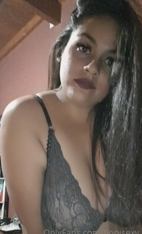 flopysexy star nude photo