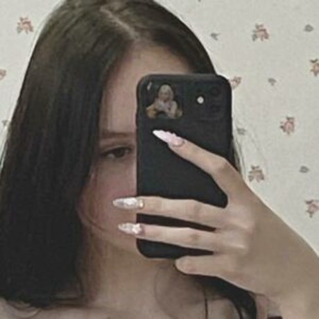 conitenok naked model gallery