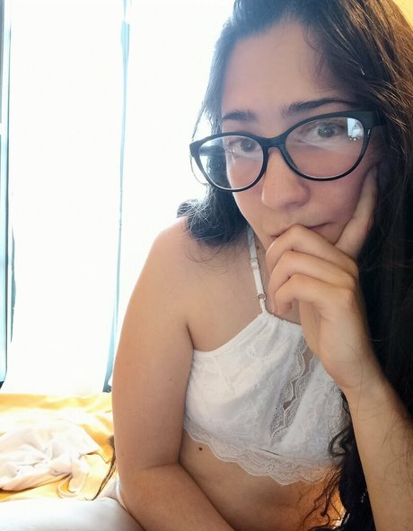 fresiann model hot image