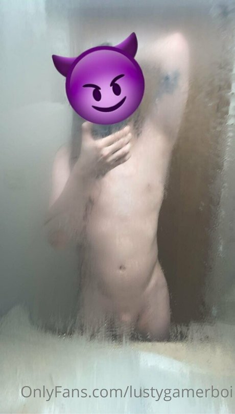 lustygamerboi porn actress img