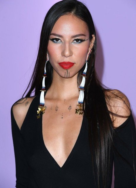 Quannah Chasinghorse sex model picture