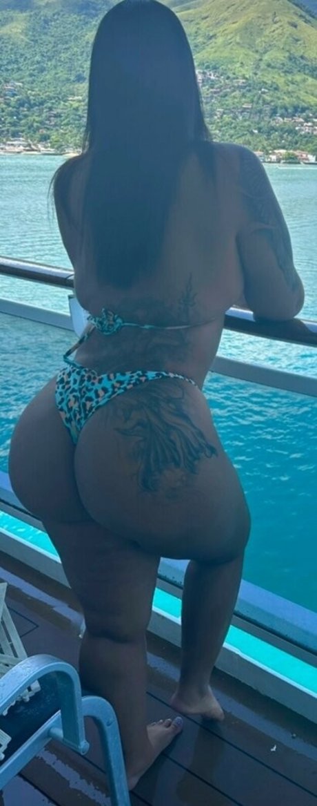 busty ebony onlyfans hot porn images