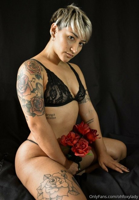 ohfoxylady star erotic img