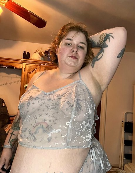 rainbowbelli hot model img