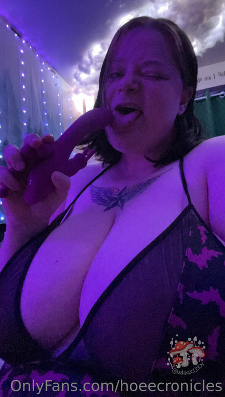 hoeecronicles exclusive actress picture