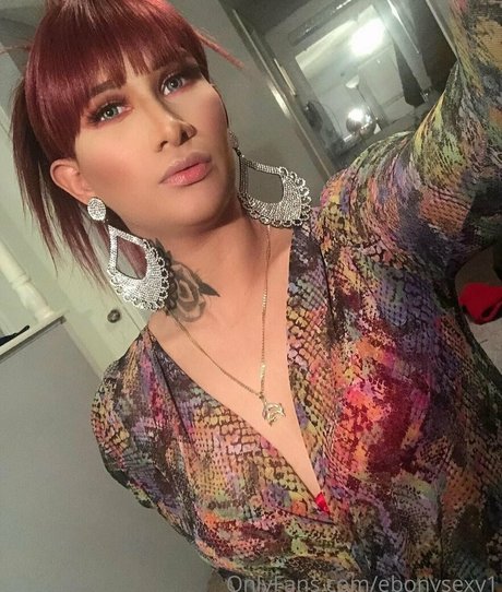 ebonysexy1 model top gallery