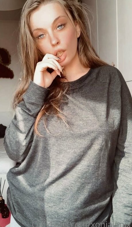 itsxonia model nudes pictures