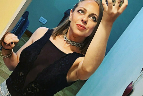 littblonde nude model gallery