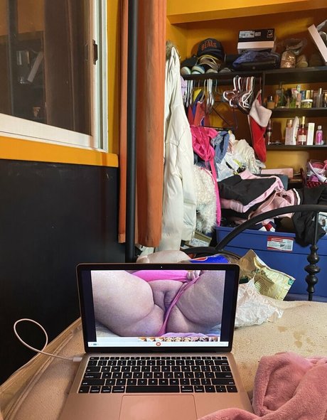 bbc orgasm onlyfans beautiful naked picture