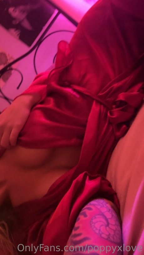 poppyxlove beautiful pornstar pics