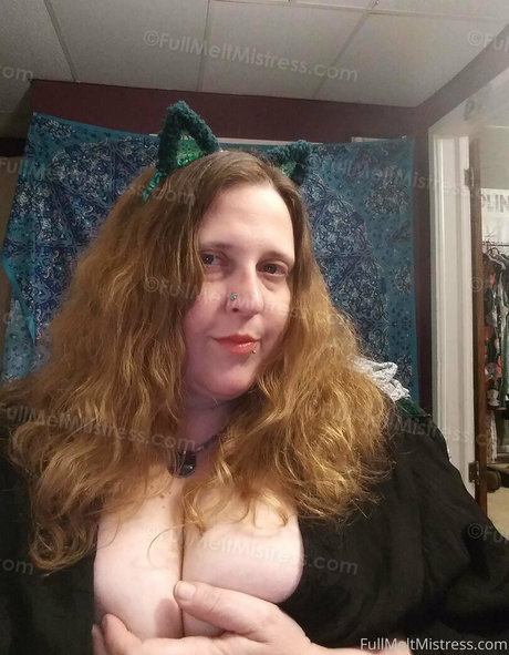 fullmeltmistress model porn pic