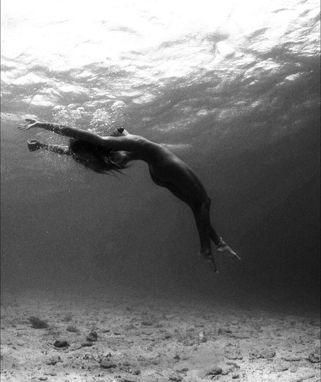 Mollykirky star nude pics