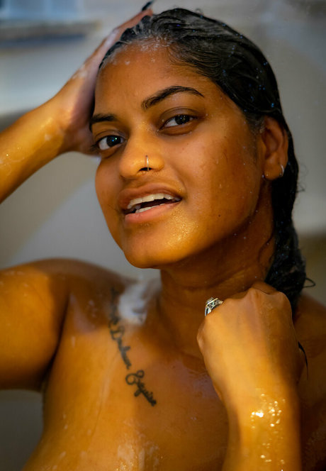 xsamsinghx high quality actress photos