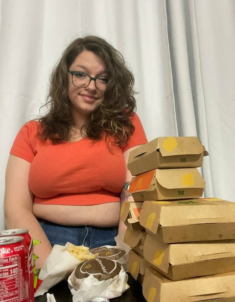 cupquakefree pretty model picture