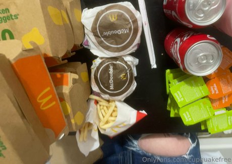 cupquakefree sex star picture