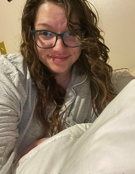 cupquakefree nude star pic