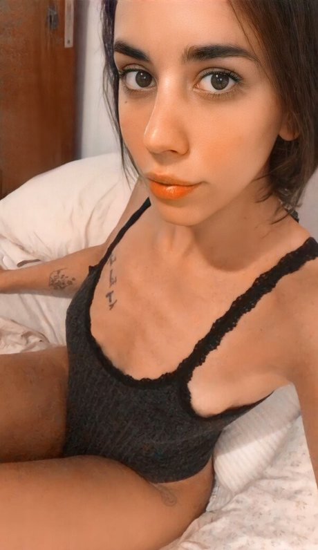 Vera Kaludi porn model photo