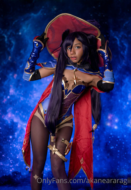 akaneararagii naked pornstar img